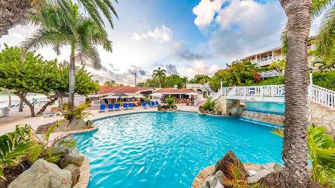 Hébergement - Pineapple Beach Club by Elite Island Resorts - Vue sur piscine - Antigua