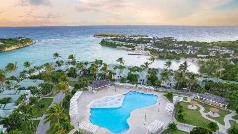 Accommodation - The Verandah, Antigua - Pool view - Antigua