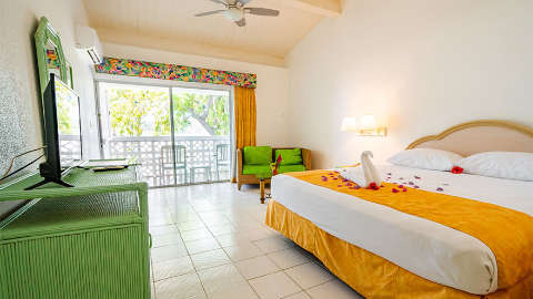 Guest room
