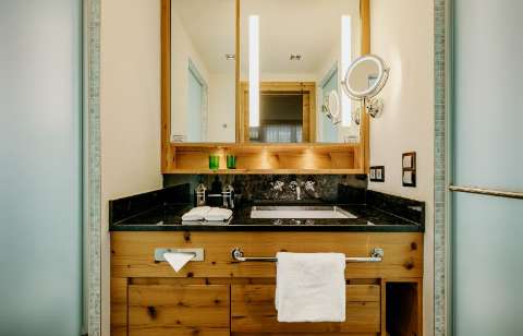 Hommage Luxury Hotel