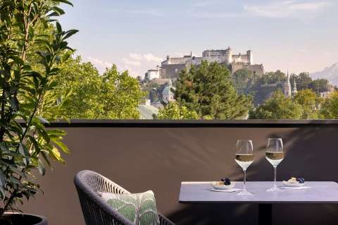 Accommodation - Sheraton Grand Salzburg - Guest room - Salzburg