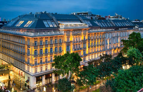Accommodation - Independent (SPHC) GRAND HOTEL WIEN - Exterior view - Vienna