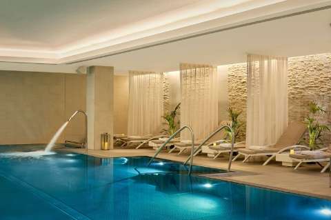 Accommodation - The Ritz-Carlton Vienna - Pool view - Viena