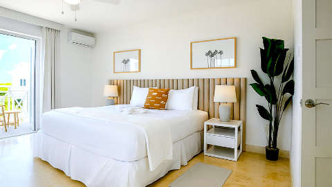 Guest room