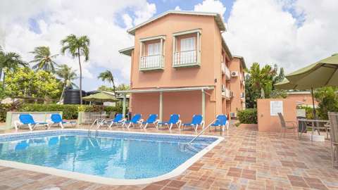 Accommodation - Worthing Court Apartment Hotel - Pool view - Barbados