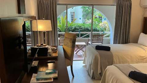 Guest room
