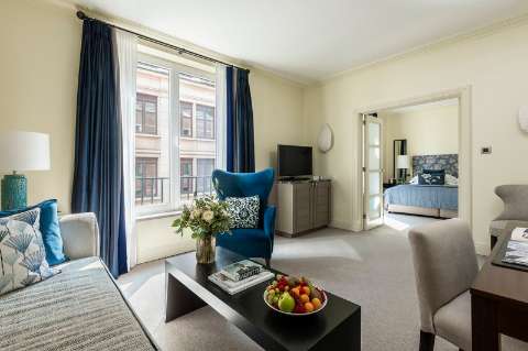 Guest room