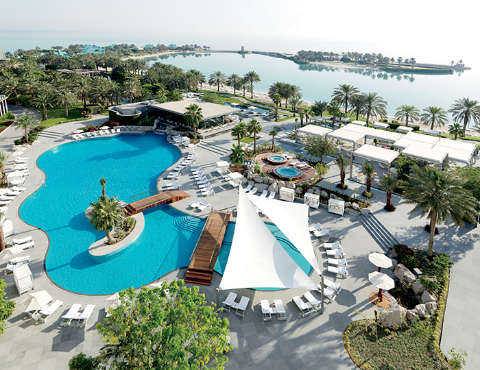 Unterkunft - The Ritz-Carlton, Bahrain - Ansicht der Pool - Bahrain