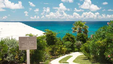 Accommodation - Azura Bermuda - Beach