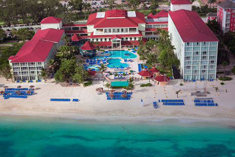 Unterkunft - Breezes Bahamas - Außenansicht - Nassau