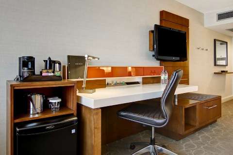 Accommodation - Hilton Mississauga/Meadowvale - Guest room - Mississauga