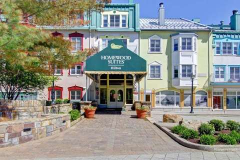 Accommodation - Homewood Suites by Hilton Mont-Tremblant Resort - Exterior view - Mt. Tremblant