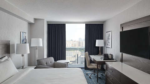 Accommodation - Chelsea Hotel Toronto  - Toronto