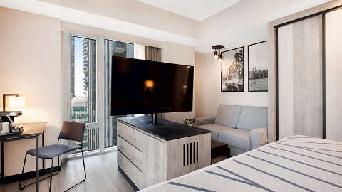 Guest room