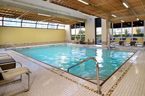 Accommodation - Residence Inn Vancouver Downtown - Pool view - Vancouver