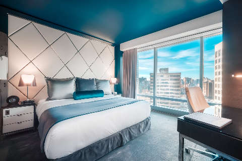 Accommodation - Paradox Hotel Vancouver - Miscellaneous - Vancouver