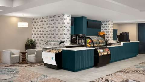 Accommodation - Hilton Whistler Resort and Spa - Bar/Lounge