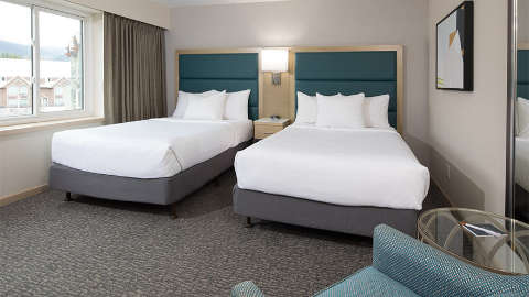 Accommodation - Crystal Lodge Whistler - Guest room