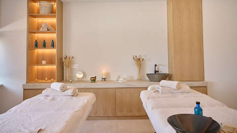 Accommodation - Sunrise Emerald - Spa