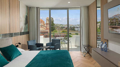 Accommodation - St. George Beach Hotel & Spa Resort - Paphos