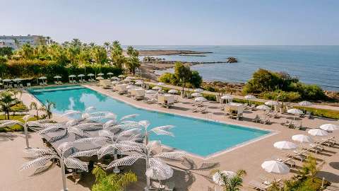 Accommodation - The Ivi Mare - Pool view - Paphos