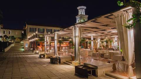 Bar/Lounge