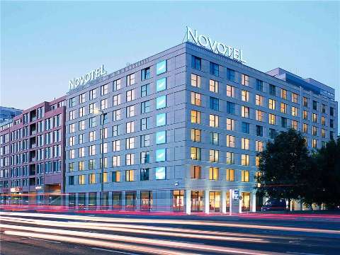Alojamiento - Novotel Berlin Mitte - Vista exterior - BERLIN