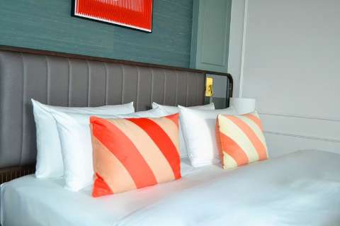 Accommodation - Independent (SPHC) HOTEL BRISTOL BERLIN by IHG - Guest room - Berlin