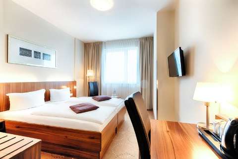 Accommodation - B&B Hotel Berlin City-Ost - Guest room - Berlín