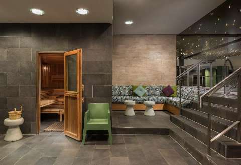 Alojamiento - Adina Apartment Hackescher Markt - Vista al Piscina - BERLIN