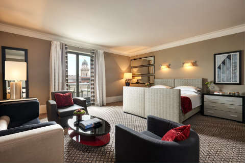 Guest room