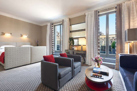 Guest room