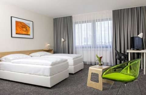 Accommodation - TRYP Frankfurt - Guest room - FRANKFURT AM MAIN