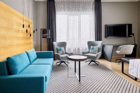 Accommodation - Le Meridien Hamburg - Guest room - Hamburg