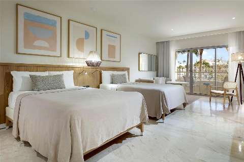 Guest room