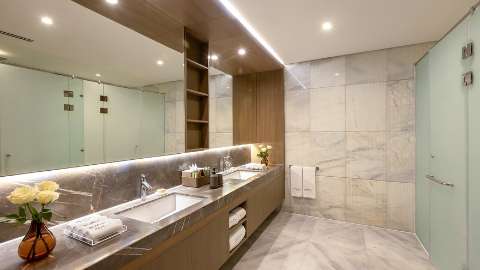 Guest room