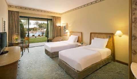 Accommodation - Hilton Pyramids Golf - Guest room - 6th of October City