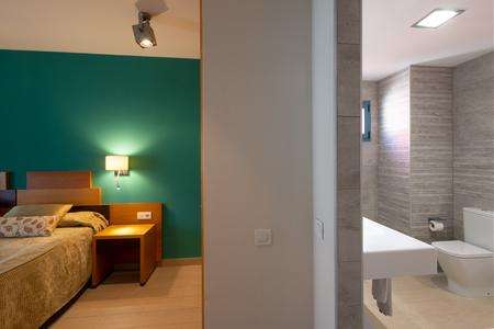 Guest room