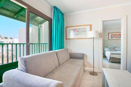Guest room