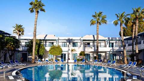 Accommodation - THB Tropical Island - Pool view - Lanzarote