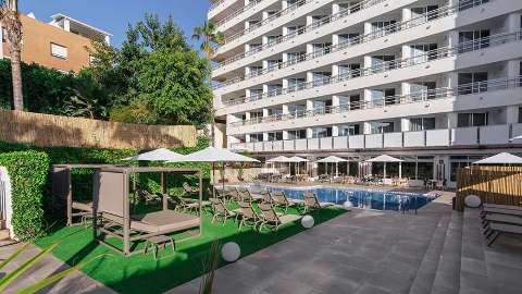 Accommodation - Hotel Costa Malaga by Pierre Vacances - Pool view - Malaga