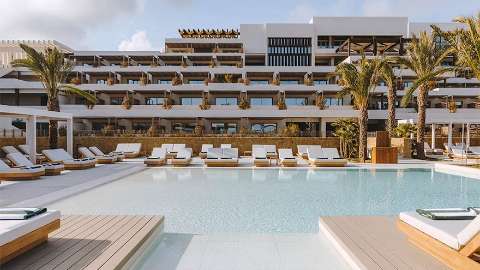 Accommodation - Fairmont La Hacienda Costa del Sol - Pool view