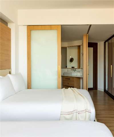 Guest room