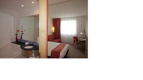 Accommodation - Holiday Inn Express BARCELONA - BAIRRO 22@ by IHG - Guest room - Barcelona