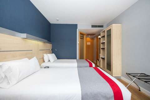Accommodation - Holiday Inn Express BARCELONA - MOLINS DE REI - Guest room - Barcelona
