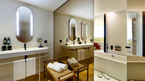 Guest room