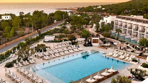 Accommodation - TRS Ibiza Hotel All Inclusive - Pool view - Ibiza