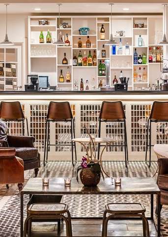 Accommodation - H10 Ocean Suites - Bar/Lounge