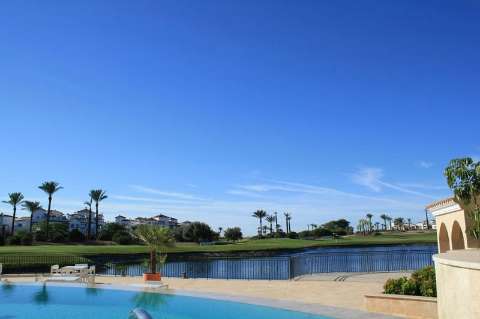Accommodation - DoubleTree by Hilton La Torre Golf and Spa Resort - Pool view - Murcia