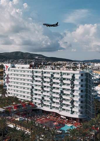 Accommodation - Anything Can Happen Suite Stage Vw - Exterior view